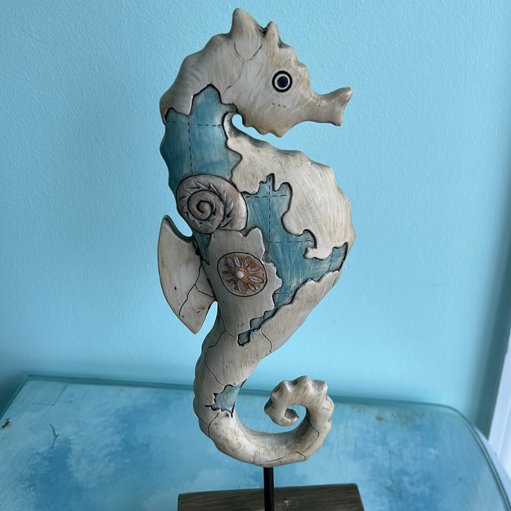 Seahorse & Turtle - Picture 5 of 9